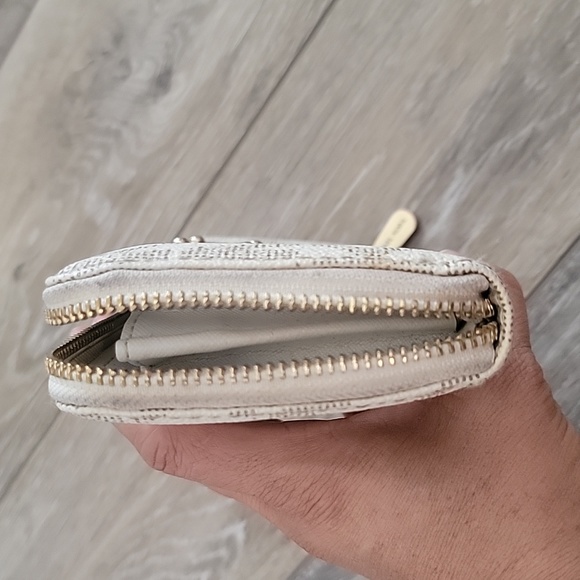 Wallet - Picture 3 of 7